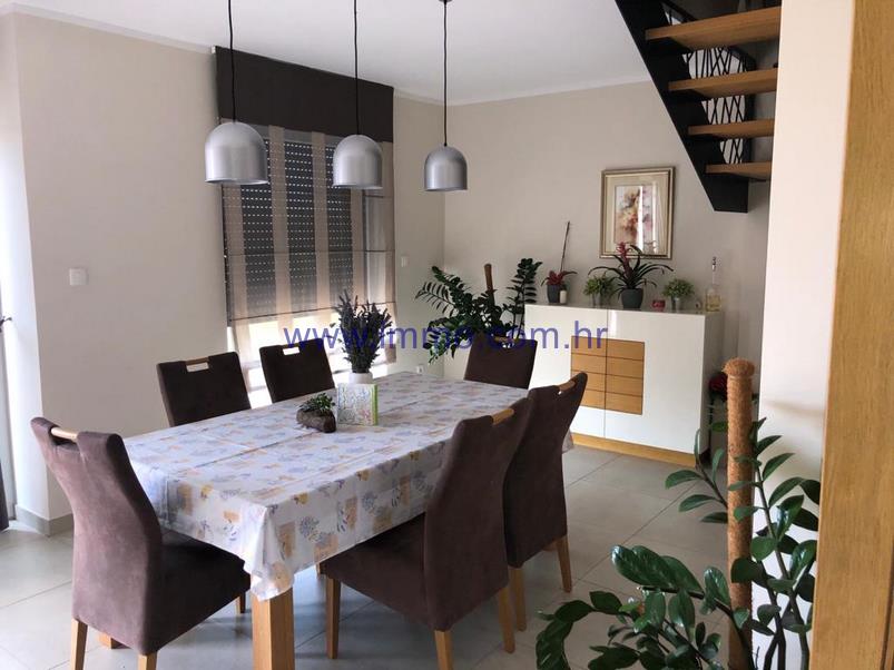 House For sale - ŠIBENSKO-KNINSKA  ŠIBENIK 