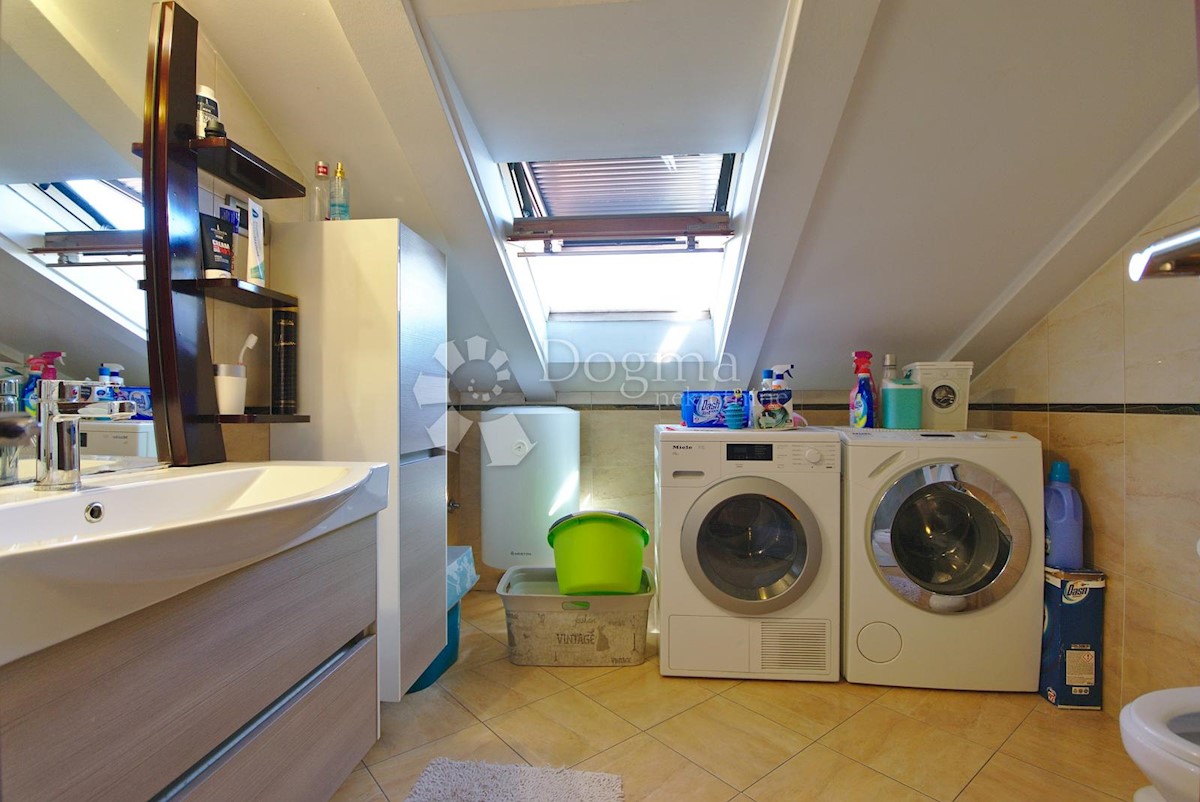 Apartma Naprodaj - PRIMORSKO-GORANSKA  Rijeka