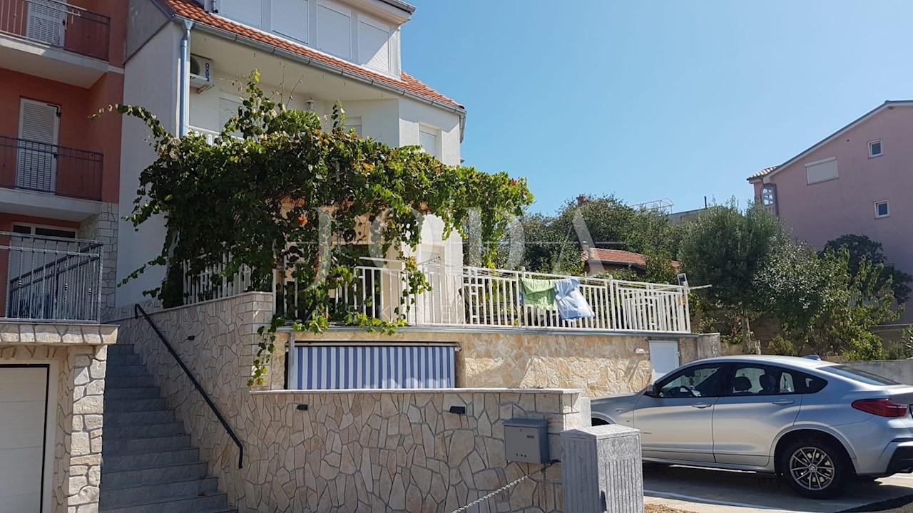 Kuća Na prodaju - PRIMORSKO-GORANSKA  NOVI VINODOLSKI 