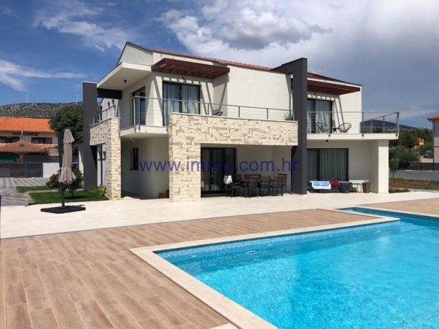 House for sale 200 m² – Šibenik