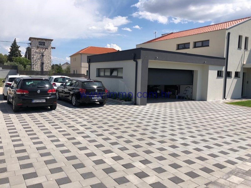 Dom Na sprzedaż - ŠIBENSKO-KNINSKA  Šibenik