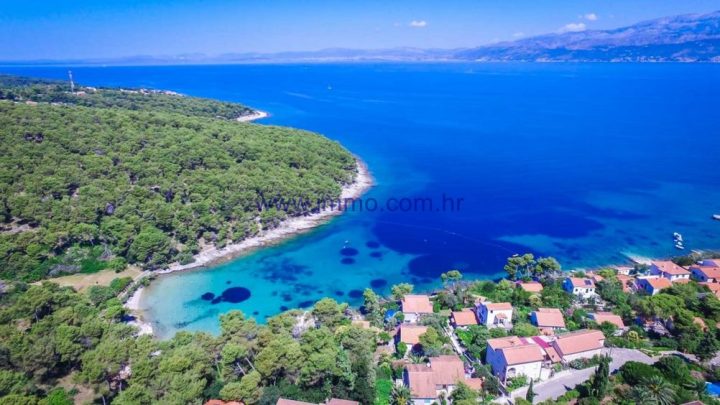 Land for sale 2700 m² – Postira