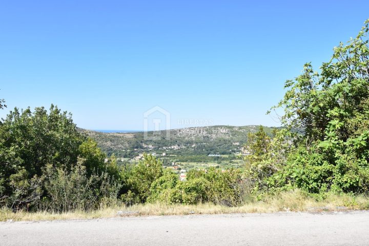 Zemljište na prodaju 2057 m² – Čibača