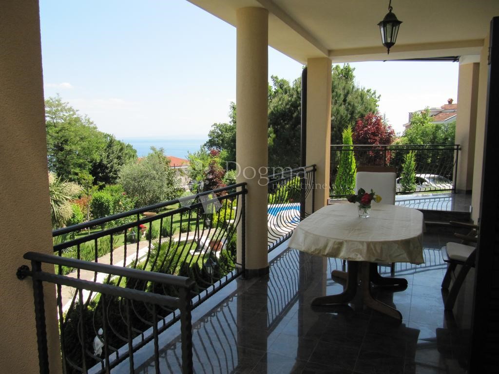 Kuća Na prodaju - PRIMORSKO-GORANSKA  OPATIJA 