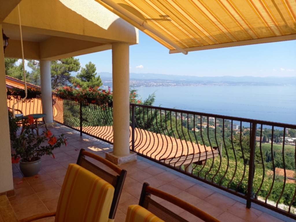 House For sale - PRIMORSKO-GORANSKA  OPATIJA 