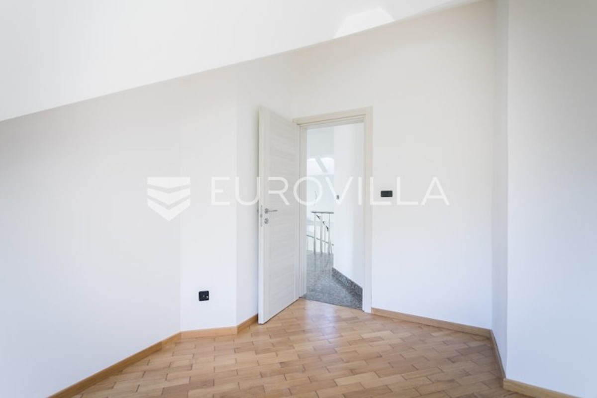 House For sale - GRAD ZAGREB  ZAGREB 