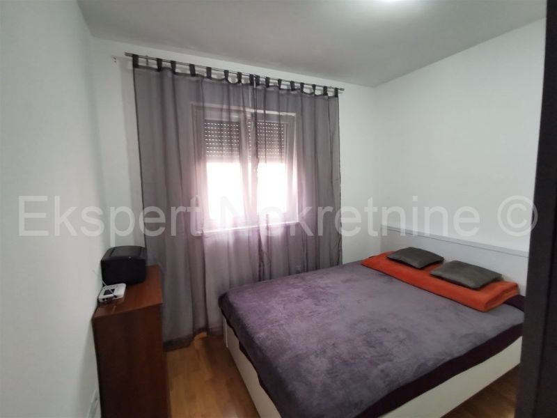 Apartment Zu verkaufen - SPLITSKO-DALMATINSKA  PODSTRANA 