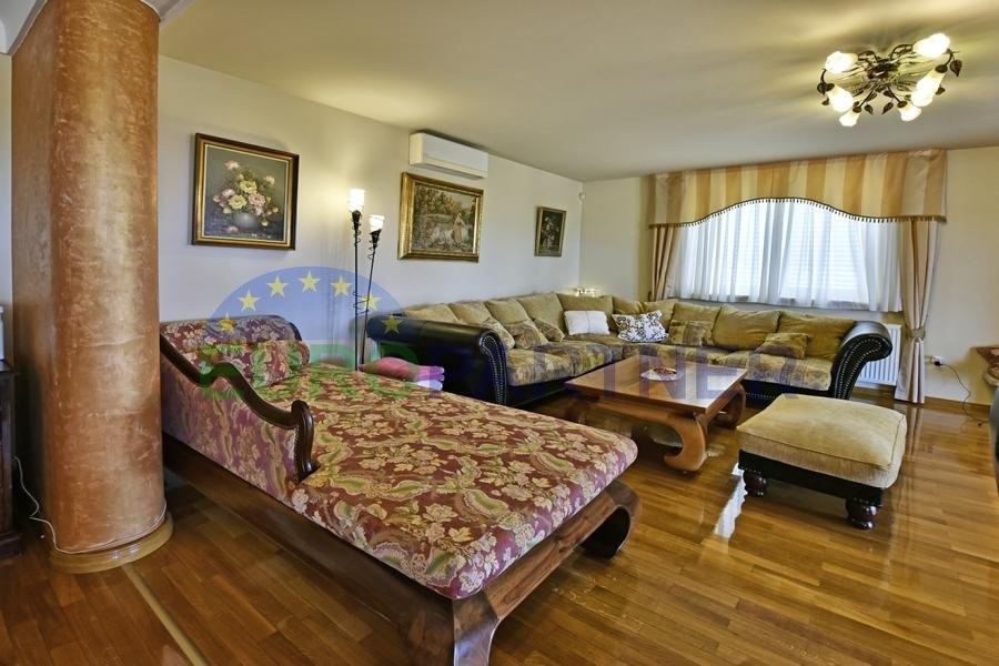 Casa In vendita - ISTARSKA  POREČ 