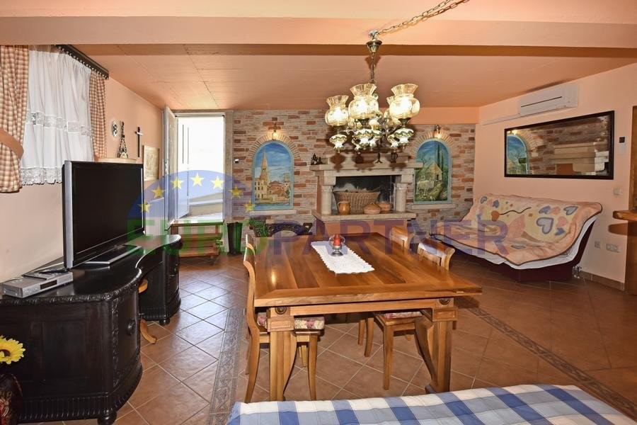 Casa In vendita - ISTARSKA  POREČ 