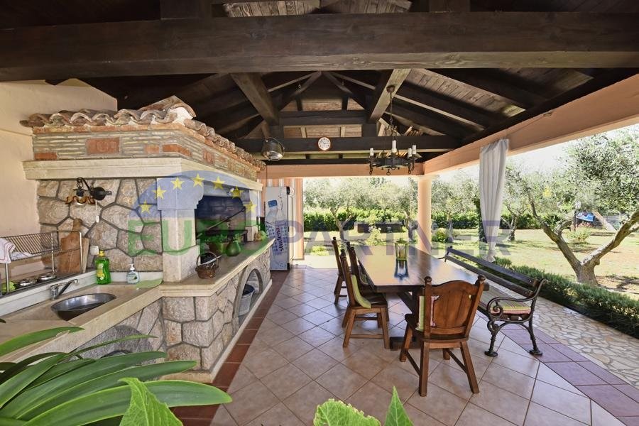 Casa In vendita - ISTARSKA  POREČ 