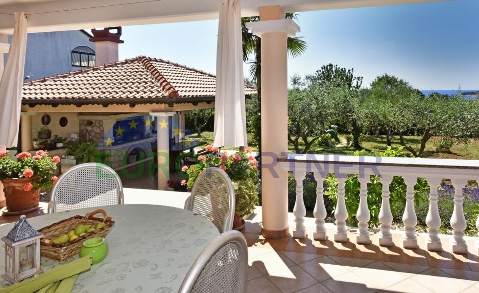 Casa In vendita - ISTARSKA  POREČ 