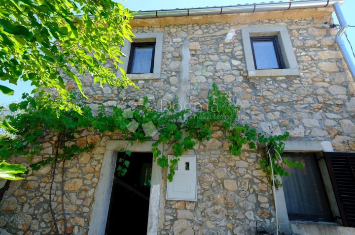 House for sale 170 m² – Polje