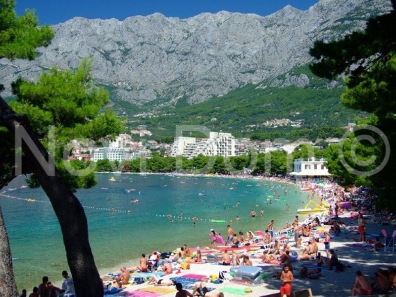 Land For sale - SPLITSKO-DALMATINSKA  MAKARSKA 