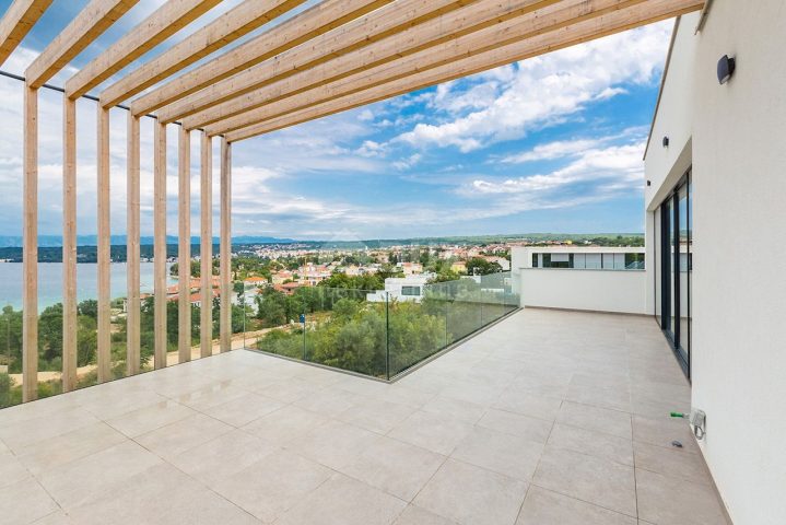 Appartement à vendre 215 m² – Malinska