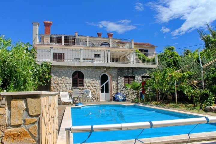 Casa in vendita 600 m² – Dobrinj
