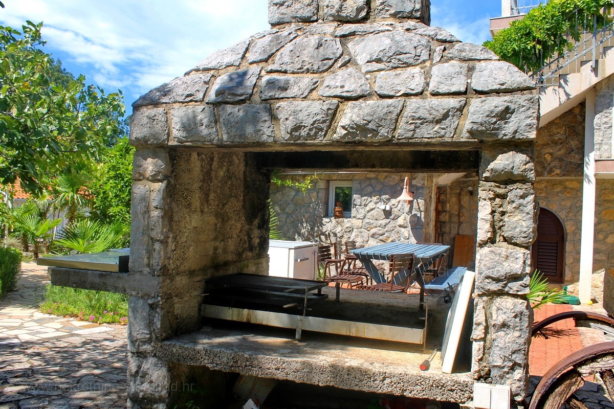 Hiša Na predaj - PRIMORSKO-GORANSKA  KRK 