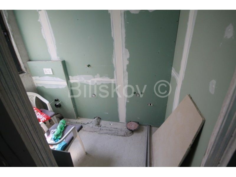 Business premises For rent - SPLITSKO-DALMATINSKA  KAŠTELA 