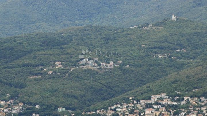 Terrain à vendre 2100 m² – Veprinac
