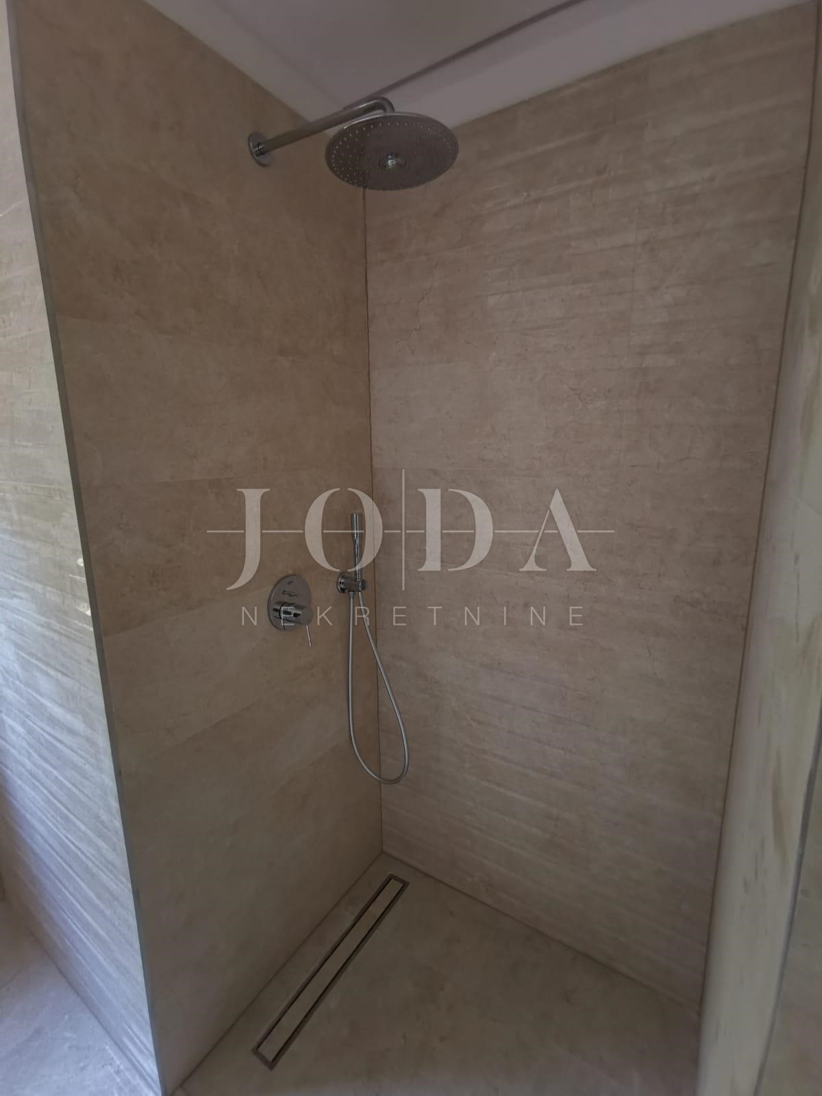 Apartmán Na predaj - PRIMORSKO-GORANSKA  CRIKVENICA 