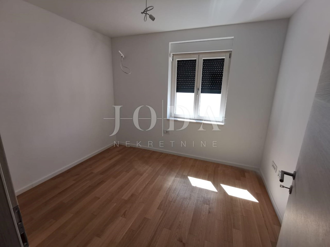 Apartmán Na predaj - PRIMORSKO-GORANSKA  CRIKVENICA 
