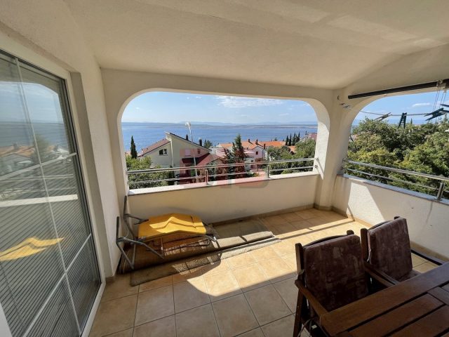Hiša na predaj 220 m² – Dramalj