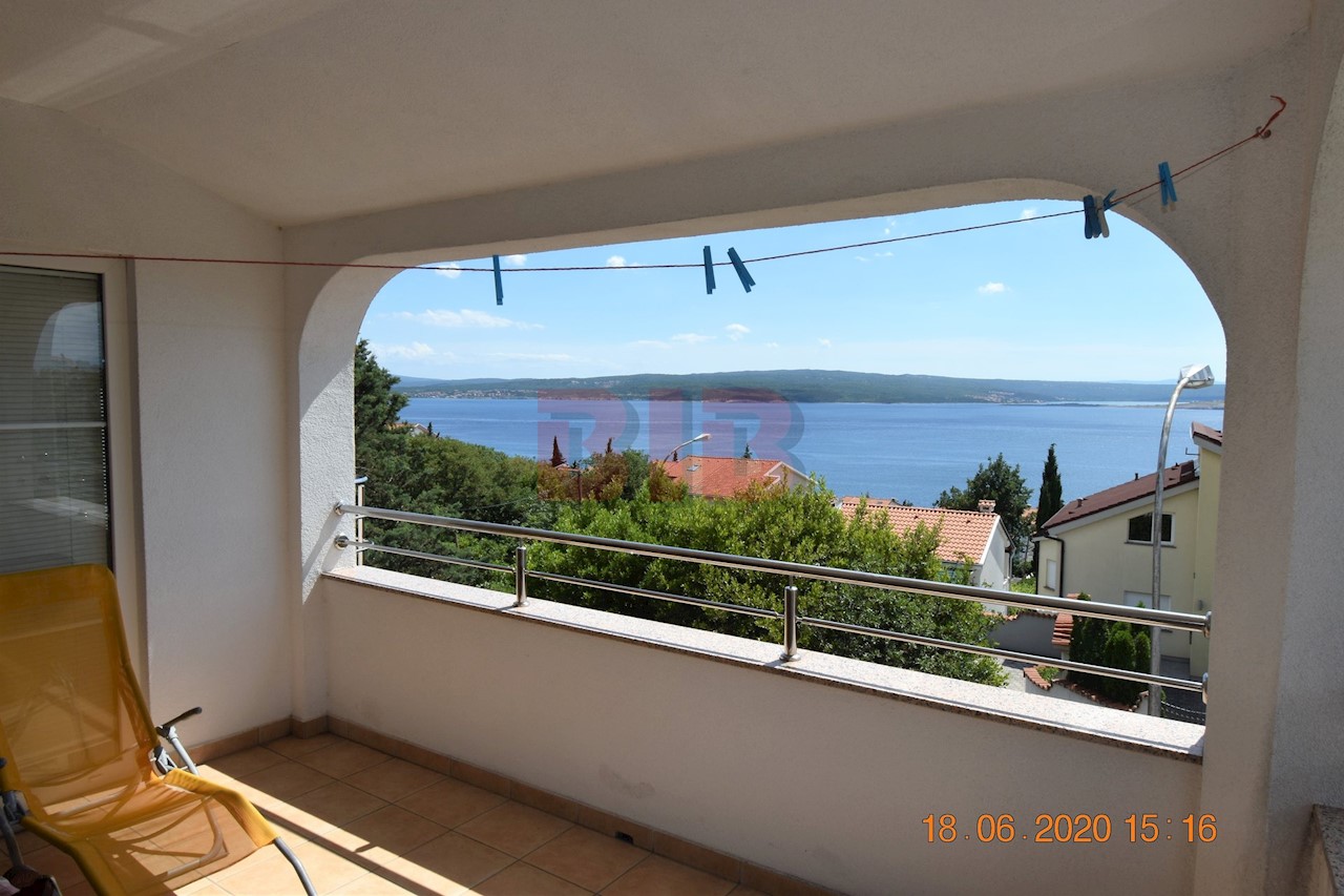 Dom Na predaj - PRIMORSKO-GORANSKA  CRIKVENICA 