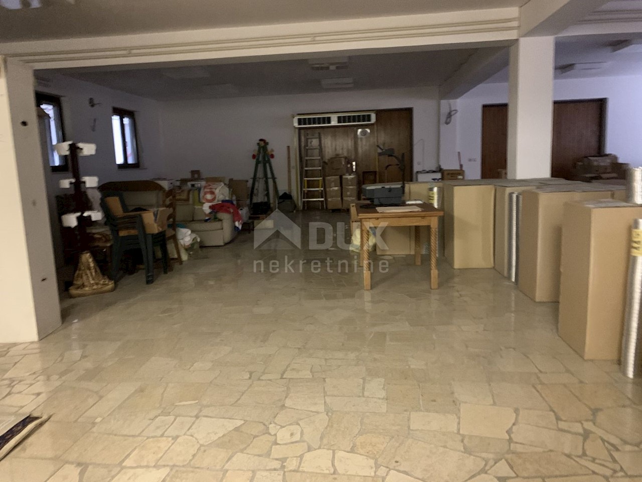 Business premises For sale - PRIMORSKO-GORANSKA  KOSTRENA 