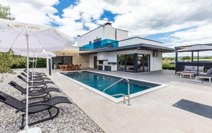 Haus zu verkaufen 241 m² – Poreč