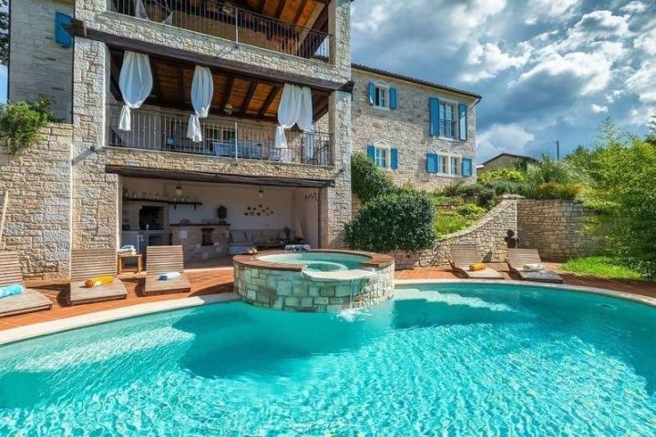Haus zu verkaufen 306 m² – Sveti Lovreč