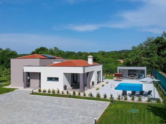 Kuća na prodaju 150 m² – Labin
