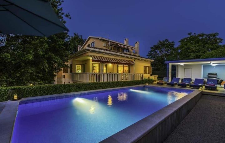 Casa in vendita 400 m² – Labin