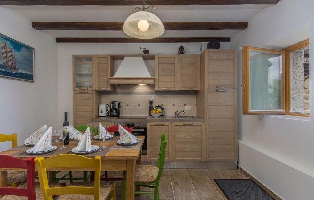 Maison À louer - ISTARSKA KAROJBA