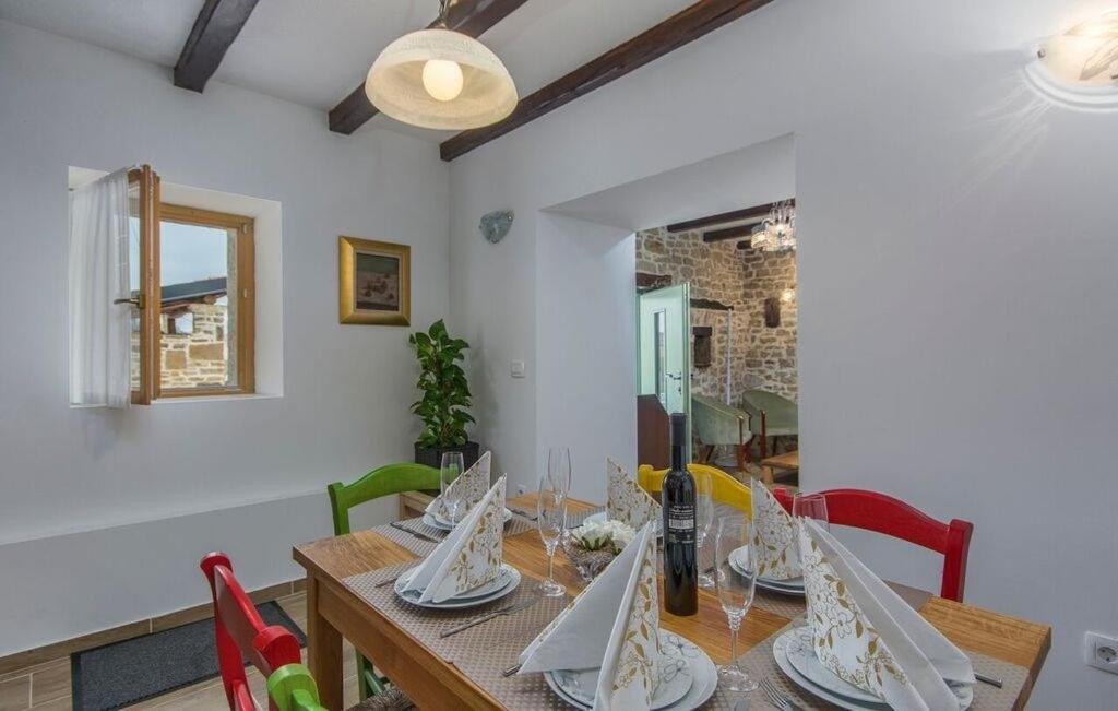Maison À louer - ISTARSKA KAROJBA