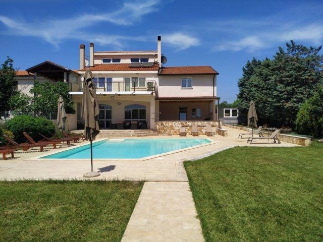 Haus zu verkaufen 340 m² – Vodnjan