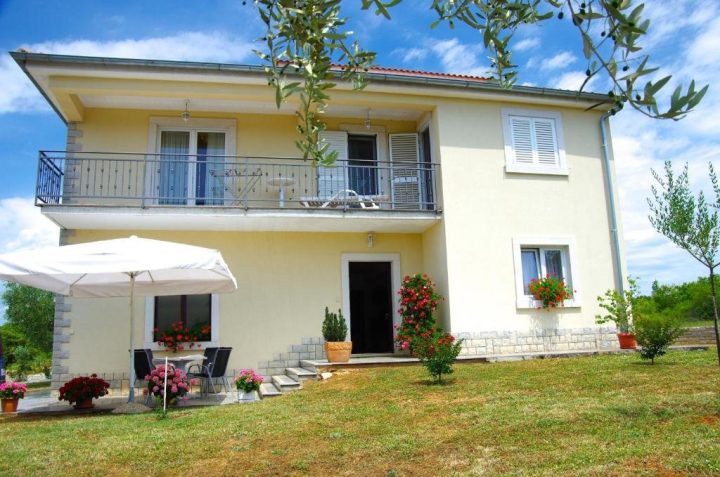 Hiša na predaj 265 m² – Poreč