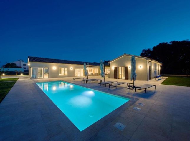 Maison à vendre 280 m² – Ližnjan