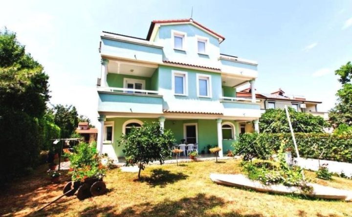 House for sale 523 m² – Medulin