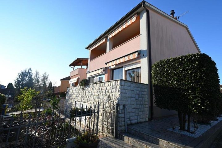 House for sale 362 m² – Pula