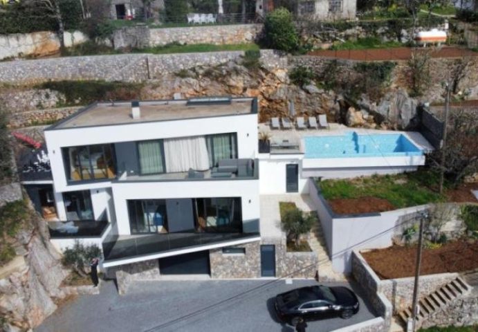 Dom na sprzedaż 255 m² – Opatija