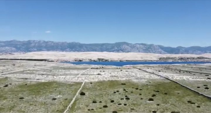 Land for sale 134803 m² – Novalja