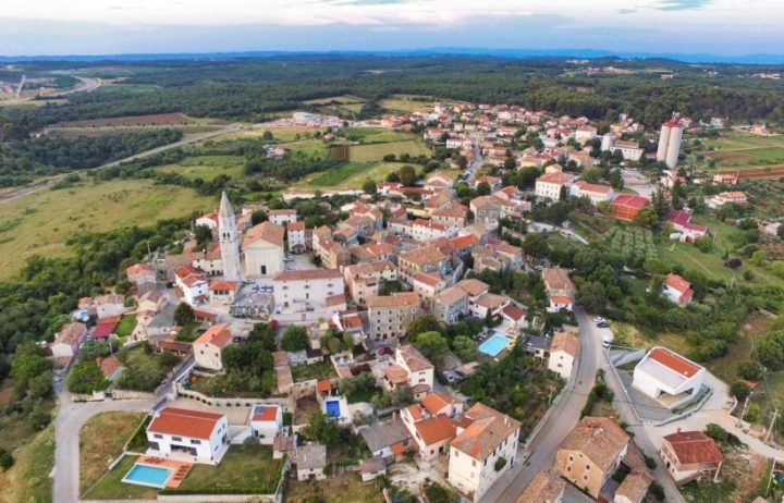 Dům na prodej 200 m² – Višnjan