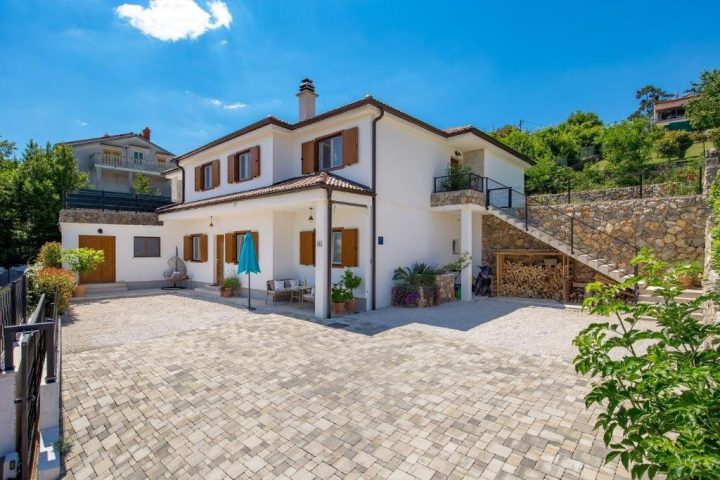 Dom na prenájom 200 m² – Opatija