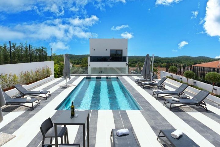 House for sale 203 m² – Sveti Lovreč