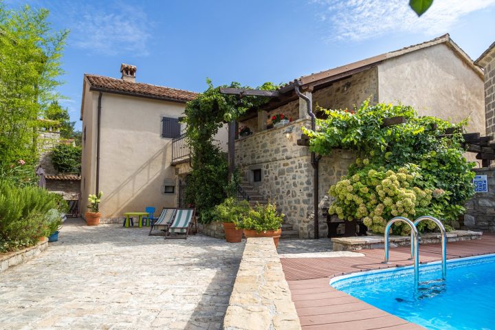 Haus zu verkaufen 520 m² – Gračišće