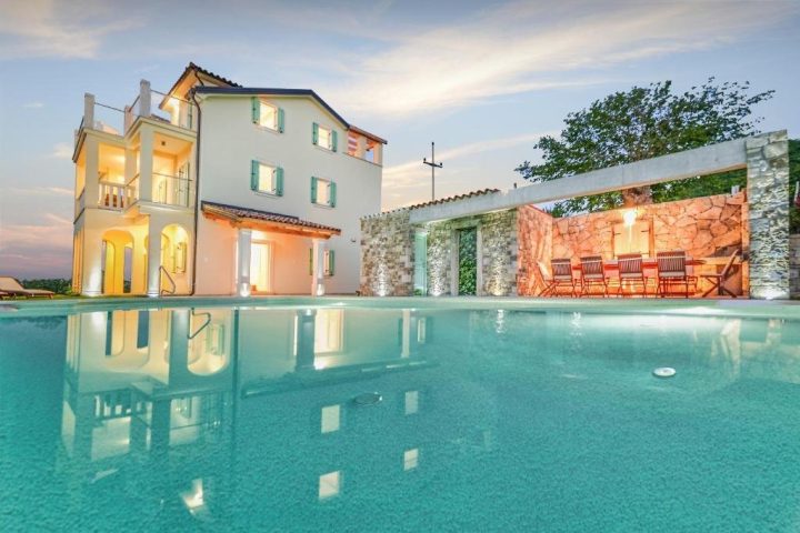 Casa in vendita 260 m² – Motovun