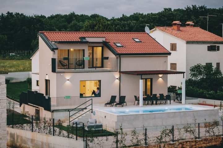 Maison à vendre 200 m² – Poreč