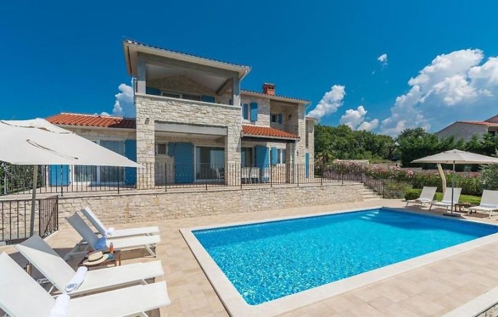 Hiša na predaj 230 m² – Poreč