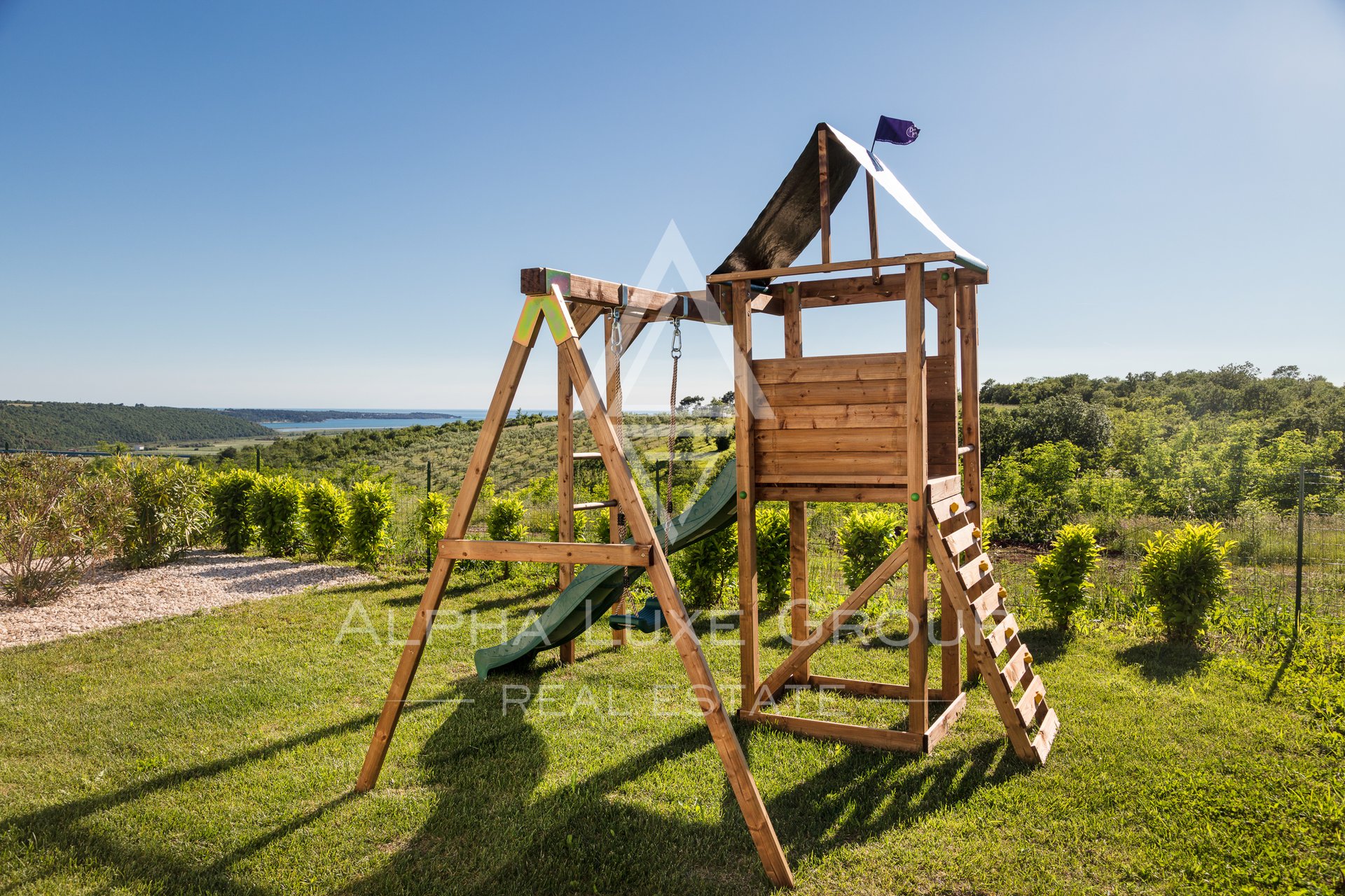 Dům K pronájmu - ISTARSKA BRTONIGLA