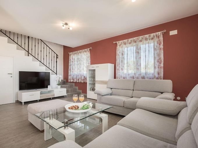 House For rent - ISTARSKA FAžANA