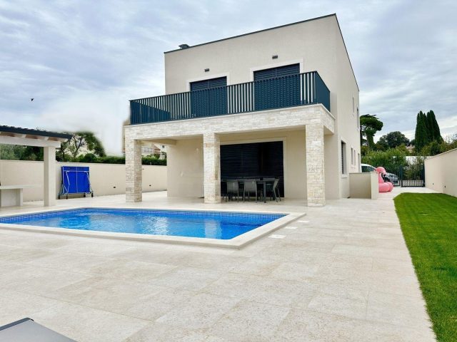 Haus zu verkaufen 194 m² – Savudrija